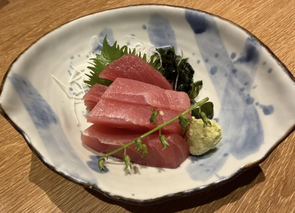 北の味紀行と地酒 北海道で追加注文した「まぐろ赤身刺身」
