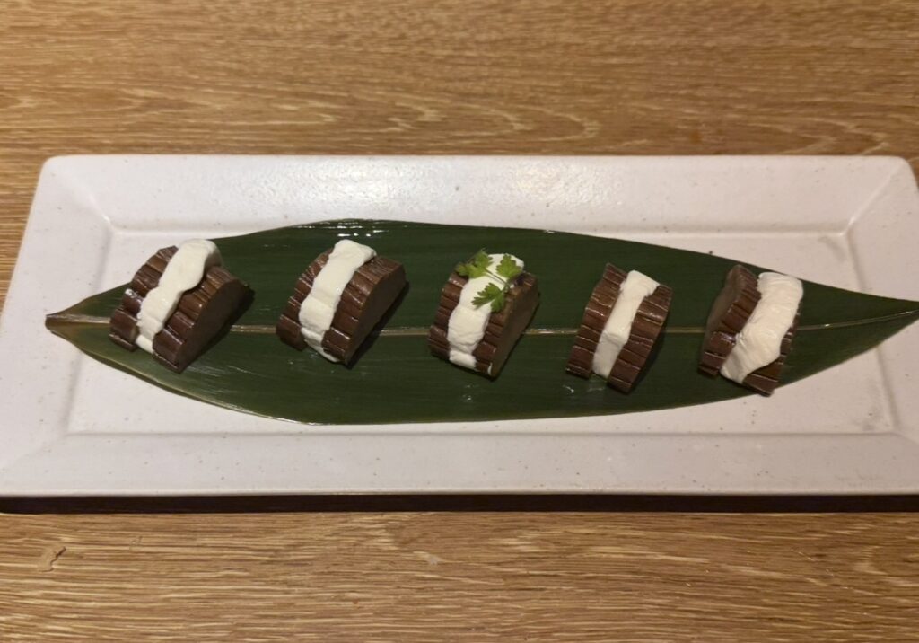 北の味紀行と地酒 北海道で初めて注文したいぶりがっことクリームチーズ759円（税込）