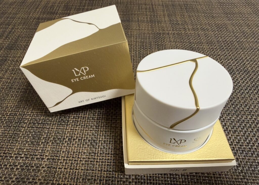 「SK-II LXP 金継ぎ アイクリーム15gのパッケージと商品本体」